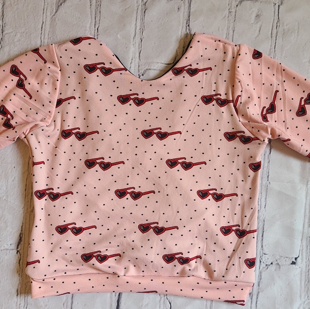 Heart shades crop top